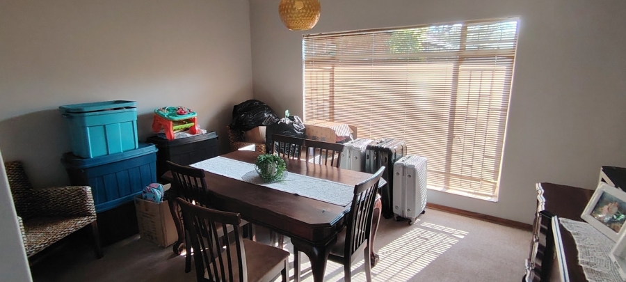 3 Bedroom Property for Sale in Flamwood North West